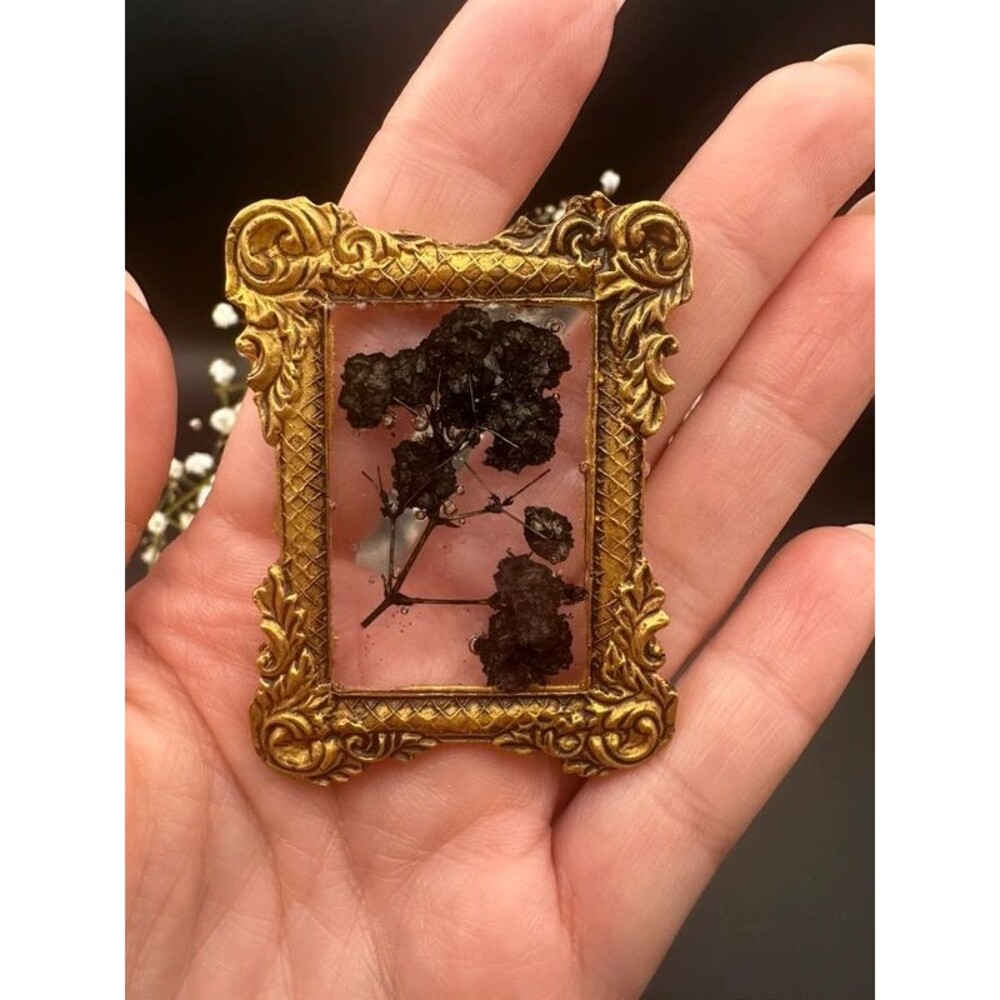 Miniatures Pressed Flower Frame - Picture 4 of 4